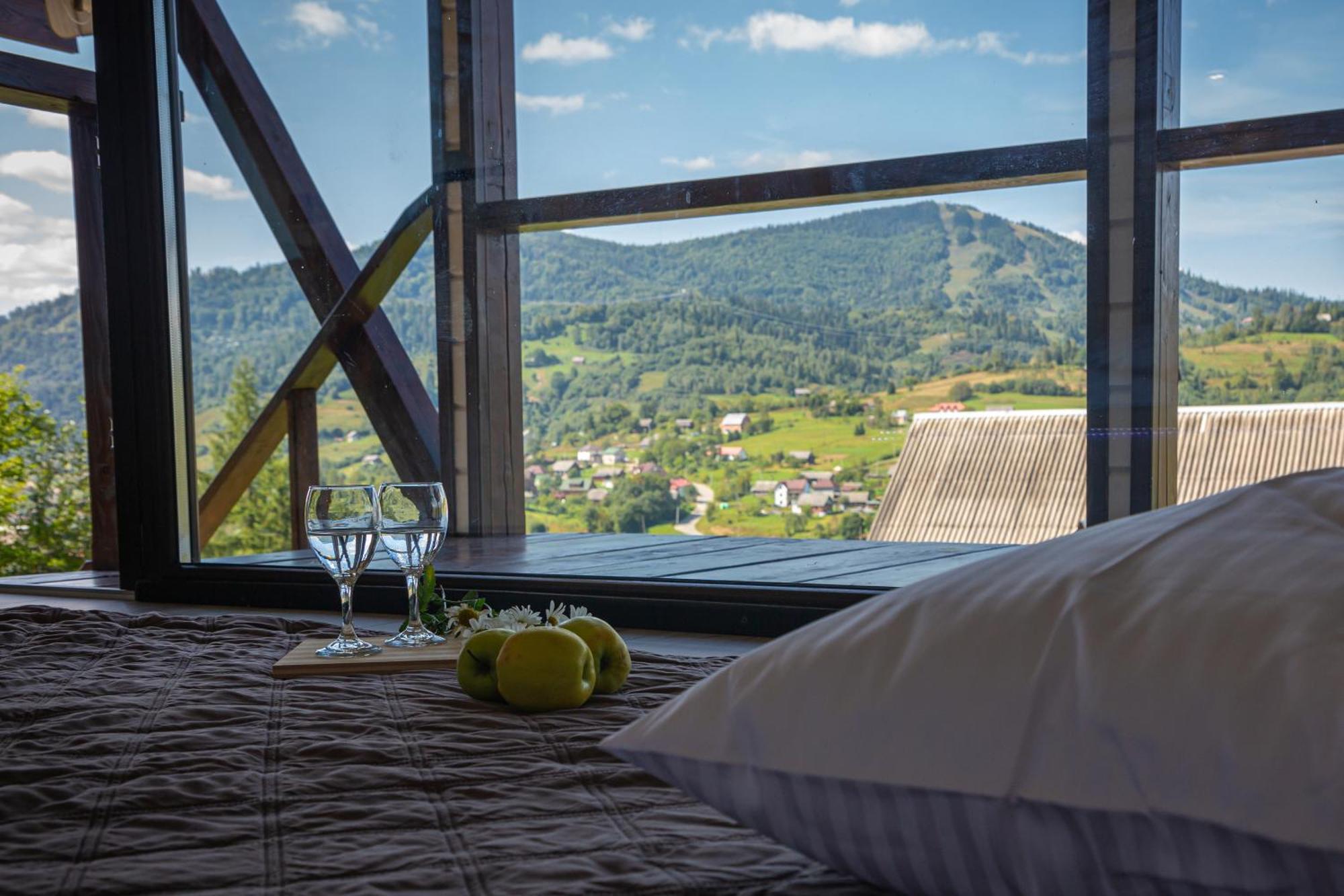 Lisoviy Zatyshok, Z Vidkrutum Litnim Baseynom Hotel สลาฟสเก ภายนอก รูปภาพ