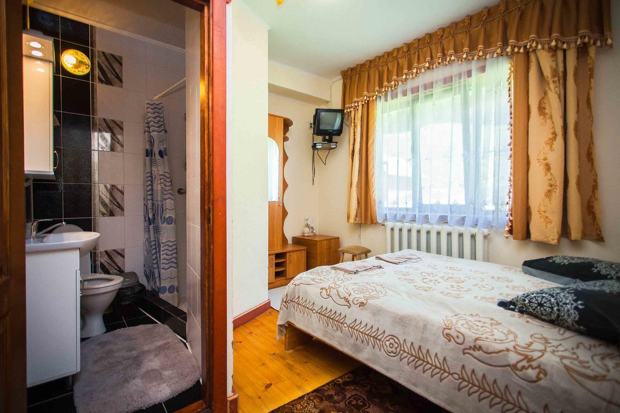 Lisoviy Zatyshok, Z Vidkrutum Litnim Baseynom Hotel สลาฟสเก ภายนอก รูปภาพ