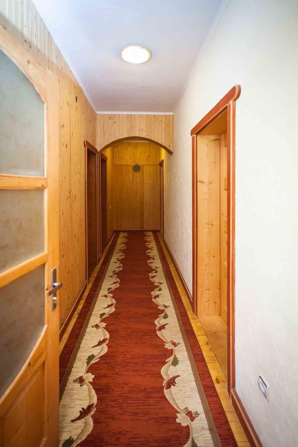 Lisoviy Zatyshok, Z Vidkrutum Litnim Baseynom Hotel สลาฟสเก ภายนอก รูปภาพ